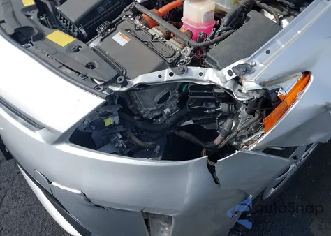 2014 Toyota Prius Three from USA, damaged, VIN JTDKN3DU6E1747743